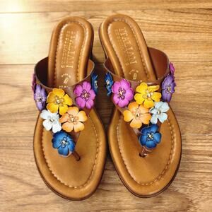 Italian Shoemakers Floral Sandals Size 8.5 Tan Leather Made in Italy Flip Flops